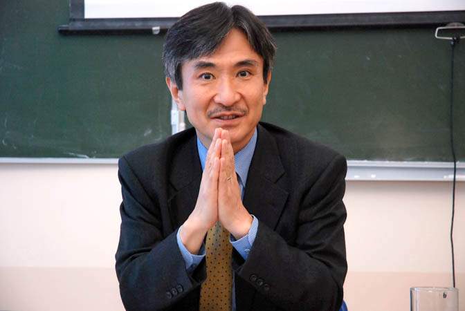 Генеральный консул Японии во Владивостоке рассказал студентам ВГУЭС о японской дипломатии