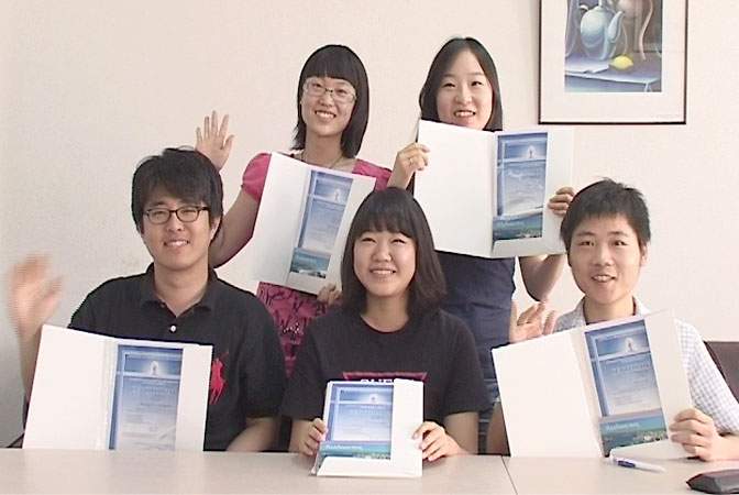 Корейские и китайские студенты получили сертификаты об окончании курса русского языка во ВГУЭС