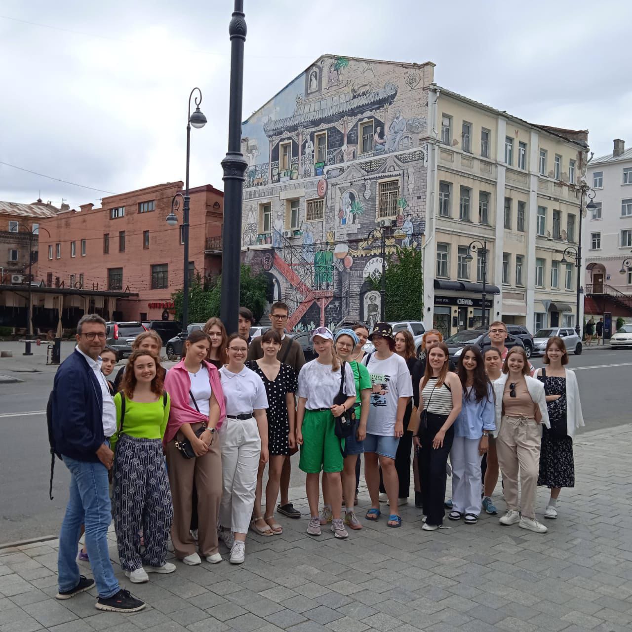 Разработка памятки по городу Владивостоку для потребителей молодежного и студенческого туризма (на примере ООО 