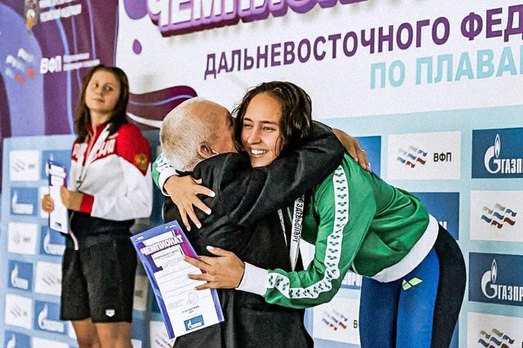 Студентка ВГУЭС Валерия Хайрулина — в ТОП-10 лучших спортсменов России по плаванию