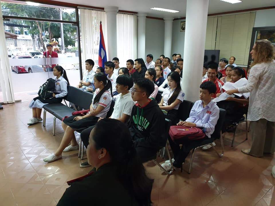 Лаосские школьники хотят учиться во ВГУЭС!