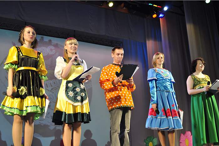 На сцене театра «Андеграунд» подвели итоги конкурса общежитий «ВГУЭС – территория достойной жизни»