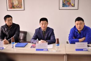 符拉迪沃斯托克国立经济服务大学与沈阳大学建立了未来的合作