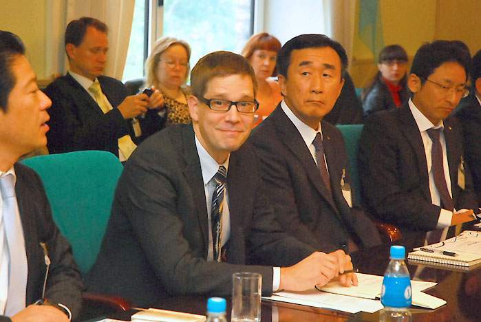Представители деловых кругов Финляндии, Японии и Приморского края обсудили во ВГУЭС перспективы экономического сотрудничества