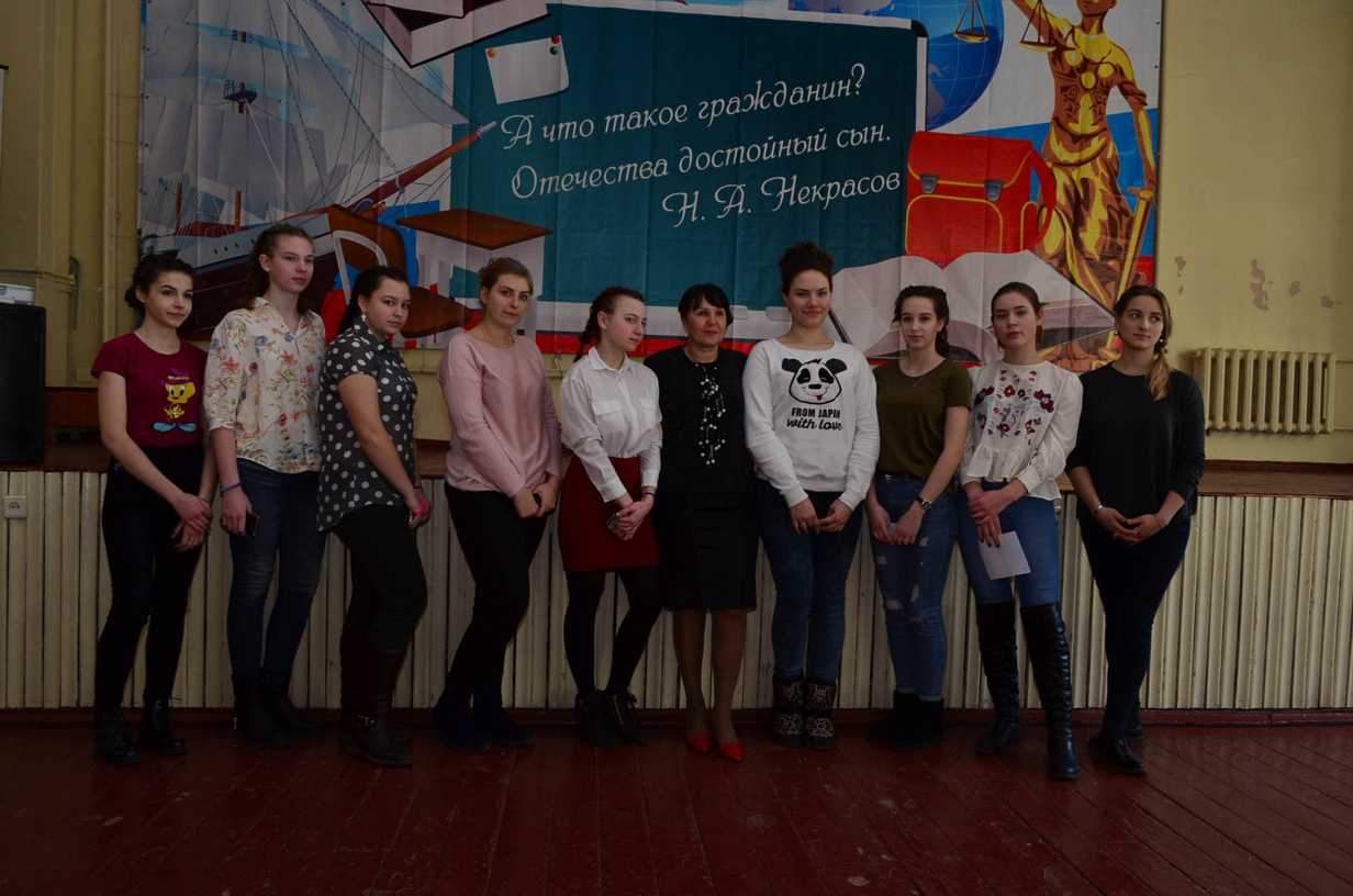 Профессиональнальная школа индустрии моды и красоты в гостях в школе в №2 г. Владивостока