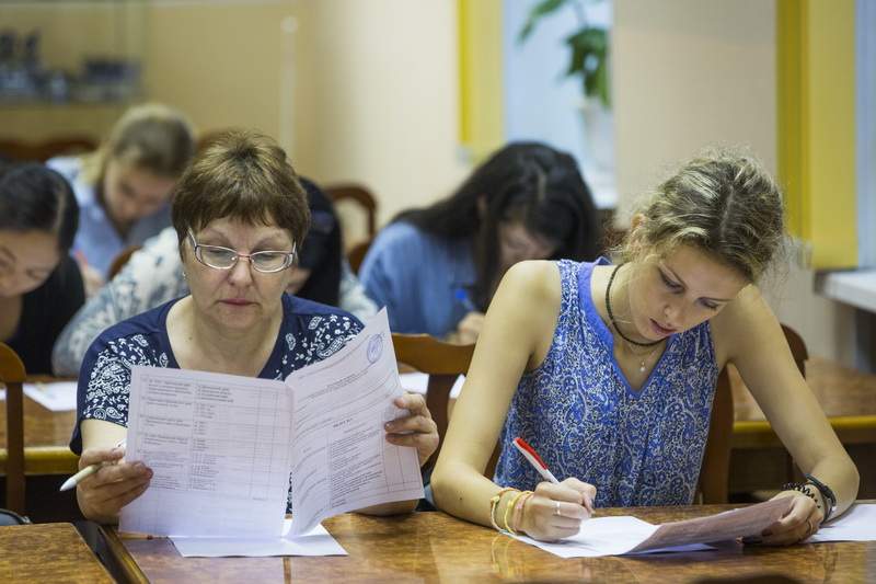 Во ВГУЭС прошла первая в Приморском крае аттестация гидов-переводчиков и экскурсоводов