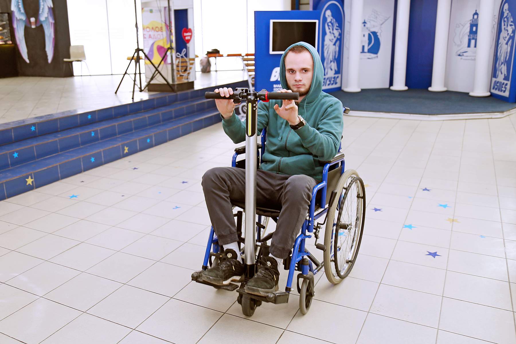 Юный учёный, студент ВГУЭС изобретает гаджеты для инвалидов