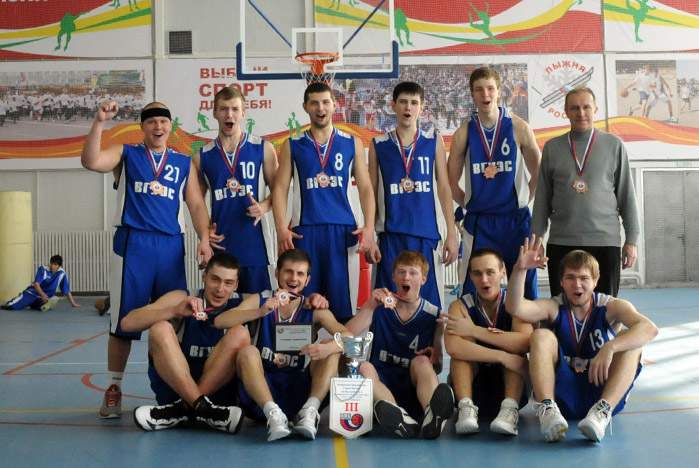 Баскетболисты ВГУЭС взяли бронзу на Открытом чемпионате ДВФО и Сибири среди мужских команд